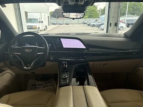 Certified 2024 Cadillac Escalade Premium Luxury w/ LPO, Floor Liner Package AWD/4WD image 37
