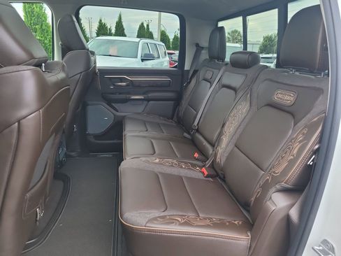 Used 2025 RAM 1500 Limited AWD/4WD image 14