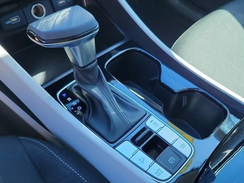 Used 2023 Hyundai Tucson SE image 31