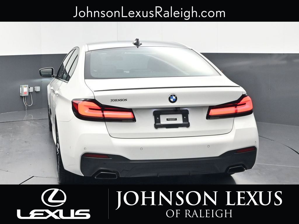 Used 2021 BMW 530i w/ M Sport Package RWD image 8