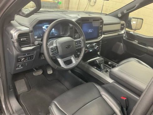 Used 2025 Ford F150 Lariat AWD/4WD image 6