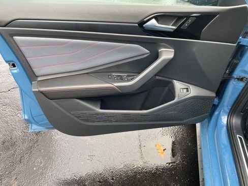 Used 2025 Volkswagen Jetta GLI Autobahn image 16