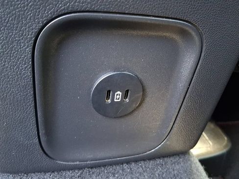 Used 2023 Ford Escape ST-Line AWD/4WD image 11
