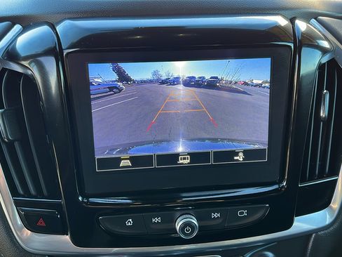 Certified 2023 Chevrolet Traverse LT w/ Midnight/Sport Edition image 24