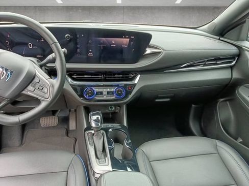 Used 2025 Buick Envista Sport Touring FWD image 20