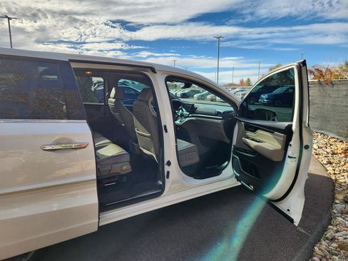 Used 2023 Honda Odyssey Elite image 21