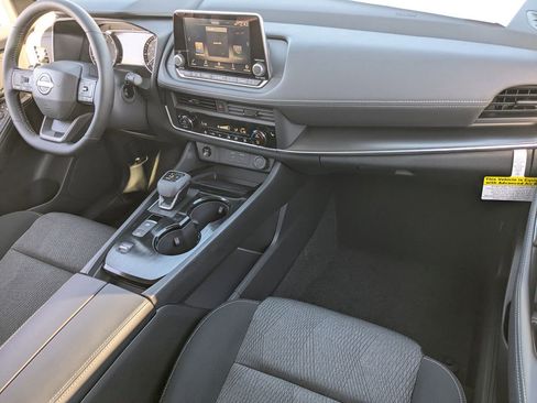 New 2026 Nissan Rogue SV w/ Cold Weather Package FWD image 28