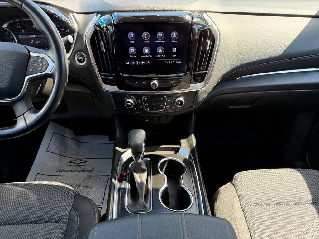Used 2021 Chevrolet Traverse LT AWD/4WD image 11