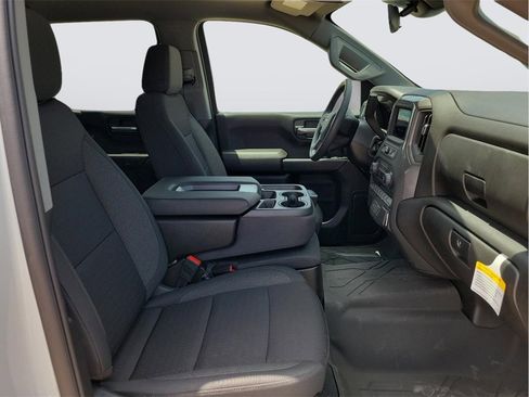 Used 2025 Chevrolet Silverado 1500 Custom image 17