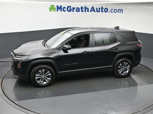 Used 2025 Chevrolet Equinox LT AWD/4WD image 21