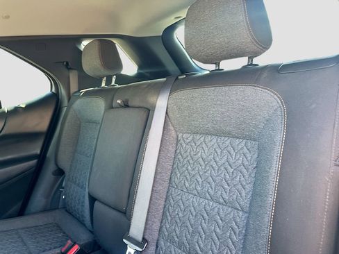 Used 2023 Chevrolet Equinox LT FWD image 24