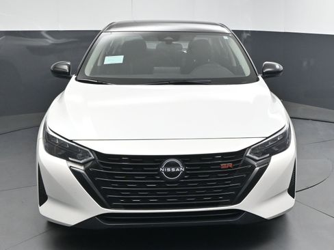 Certified 2025 Nissan Sentra SR w/ Midnight Edition image 2