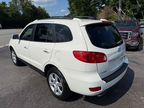 Used 2009 Hyundai Santa Fe Limited FWD image 5