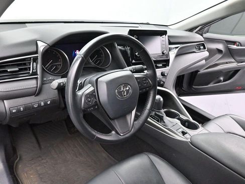 Used 2021 Toyota Camry SE w/ Cold Weather Package AWD/4WD image 14