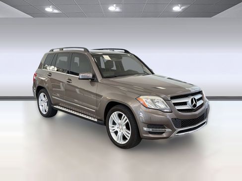 Used 2014 Mercedes-Benz GLK 350 4MATIC image 7