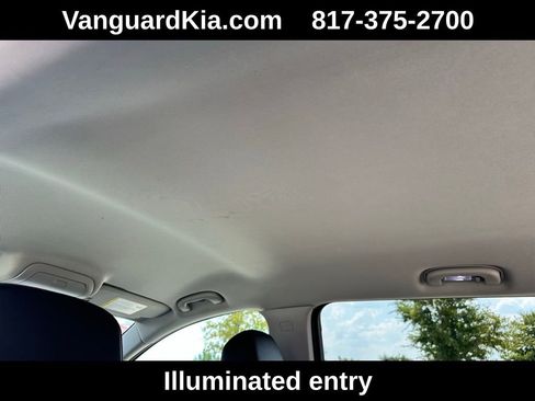 Used 2024 GMC Terrain SLT image 26