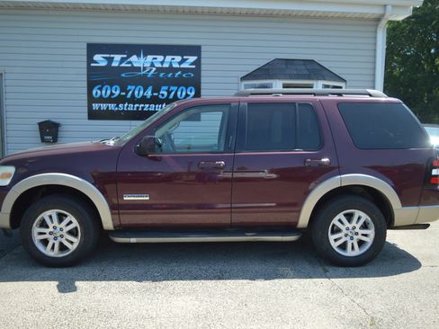 Used 2008 Ford Explorer Eddie Bauer AWD/4WD image 2