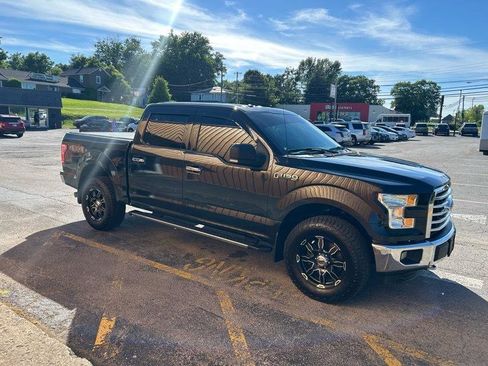 Used 2015 Ford F150 XLT w/ Equipment Group 302A Luxury AWD/4WD image 4