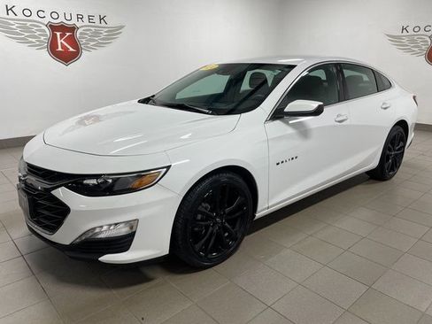 Used 2024 Chevrolet Malibu LT w/ Sport Edition FWD image 3