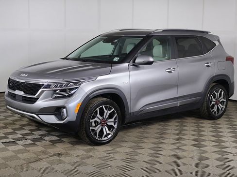 Used 2023 Kia Seltos SX w/ SX Sunroof Package AWD/4WD image 10