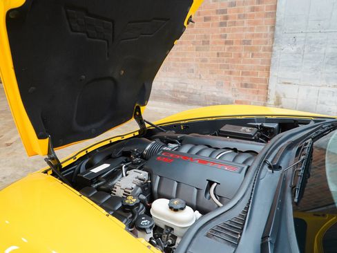Used 2013 Chevrolet Corvette Grand Sport w/ 3LT Preferred Equipment Group RWD image 24
