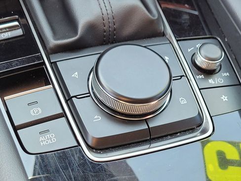 Used 2025 MAZDA MAZDA3 s image 23