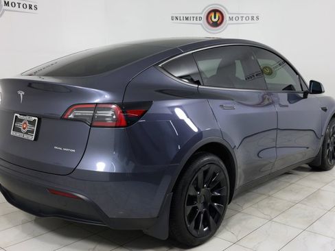 Used 2023 Tesla Model Y Long Range image 3