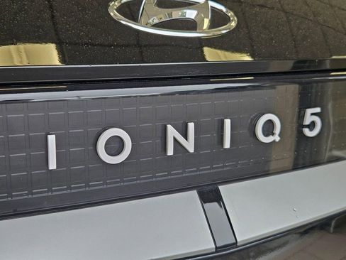 Certified 2024 Hyundai Ioniq 5 SE image 27