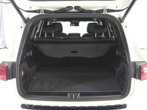 Certified 2026 Mercedes-Benz GLB 250 4MATIC image 14