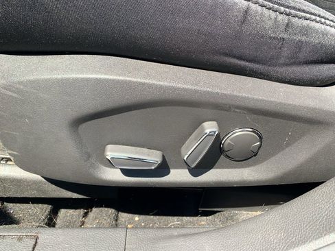 Used 2016 Ford Fusion SE image 14