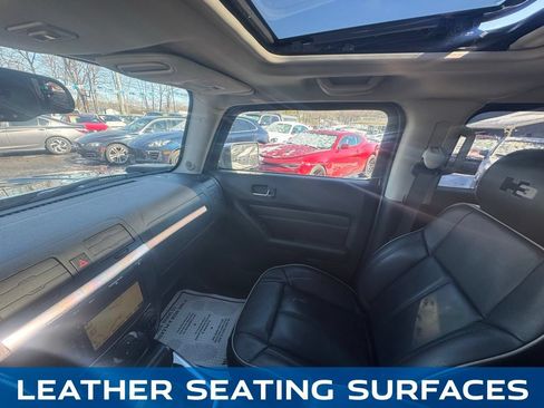Used 2007 HUMMER H3 AWD/4WD image 32