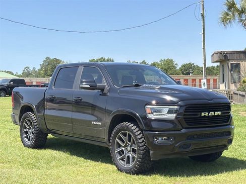 Used 2019 RAM 1500 Laramie AWD/4WD image 6