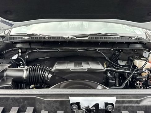 Used 2025 GMC Sierra 2500 SLT image 23