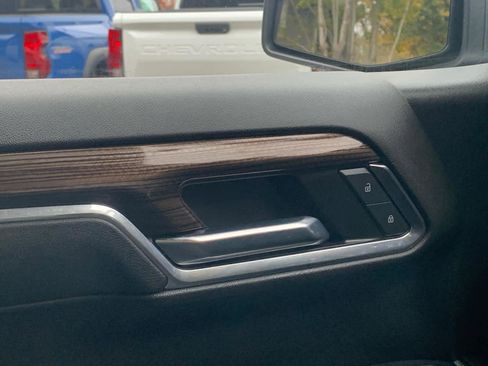 Certified 2023 Chevrolet Silverado 1500 LT image 23