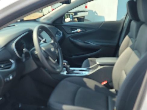 Used 2024 Chevrolet Malibu LT FWD image 14