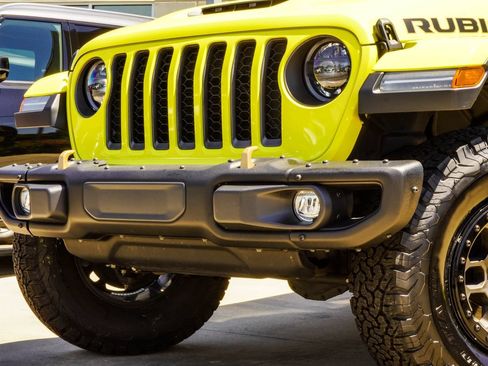 Used 2023 Jeep Wrangler Unlimited Rubicon 392 w/ Xtreme Recon 35" Tire Package AWD/4WD image 2