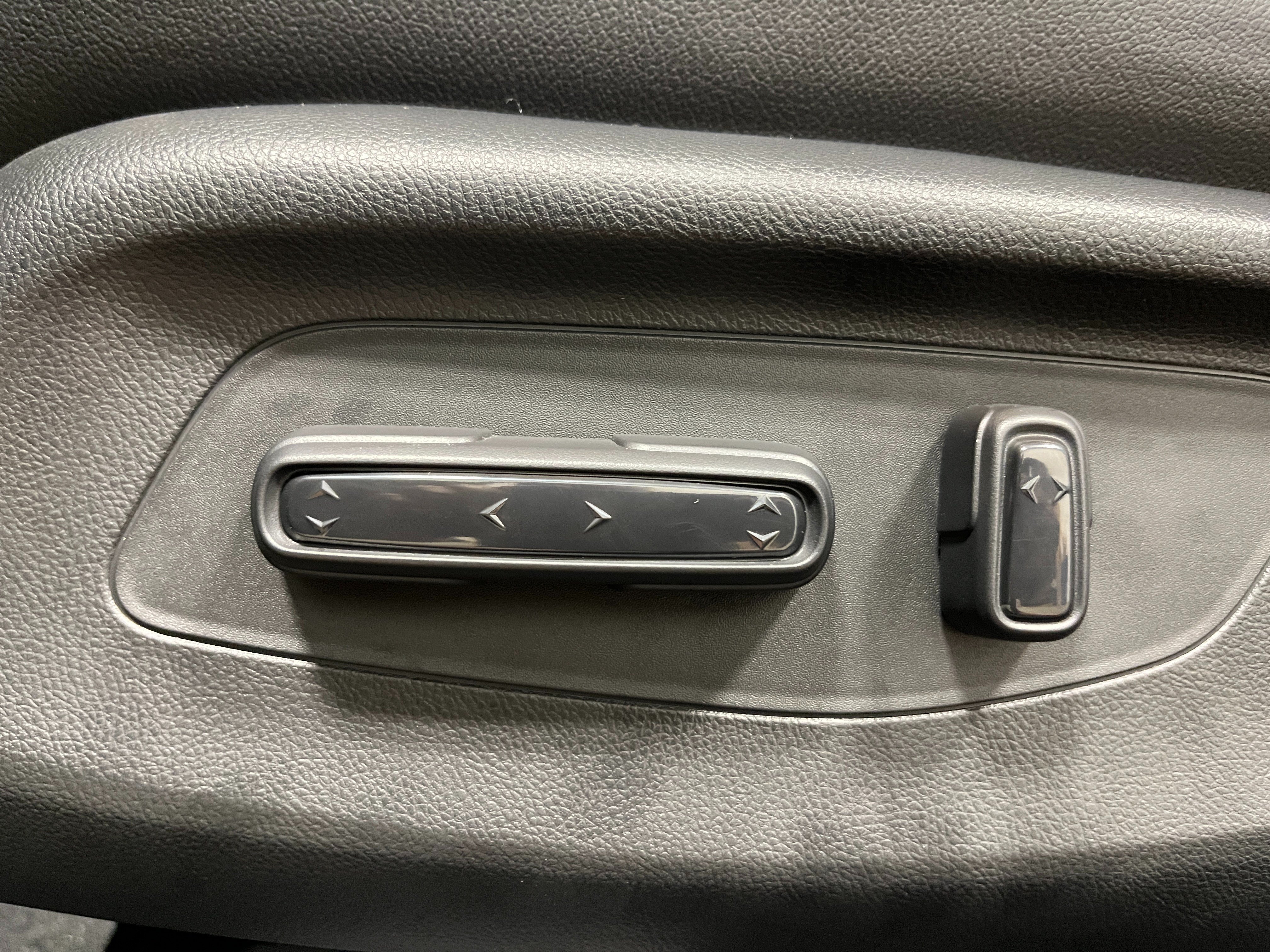Used 2026 Honda HR-V EX-L image 13