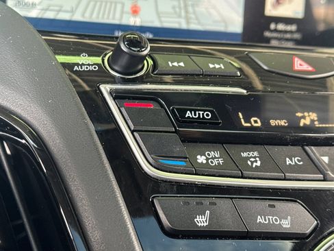 Used 2025 Acura RDX w/ Technology Package AWD/4WD image 29