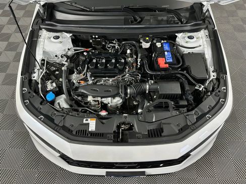 Used 2025 Honda Accord LX image 19