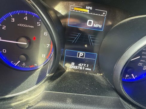 Used 2016 Subaru Outback 3.6R Limited image 7