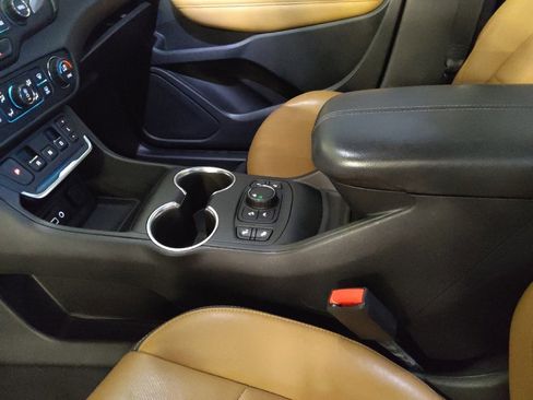 Used 2018 GMC Terrain SLT w/ Preferred Package image 26