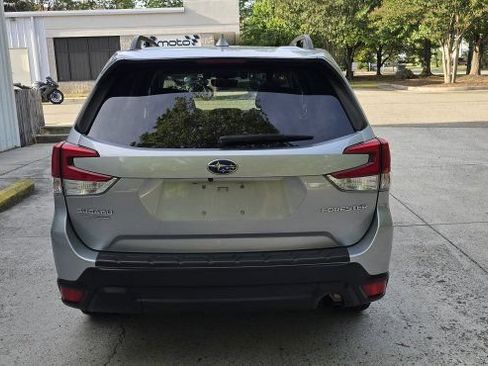 Used 2020 Subaru Forester Premium w/ Popular Package #1 AWD/4WD image 4