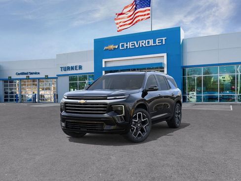 New 2026 Chevrolet Traverse High Country w/ LPO, Floor Liner Package AWD/4WD image 8