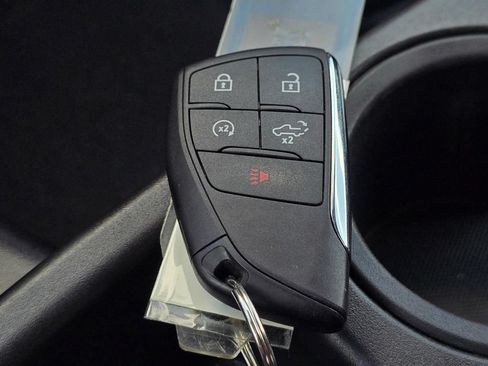 Used 2023 Chevrolet Silverado 1500 LT AWD/4WD image 38