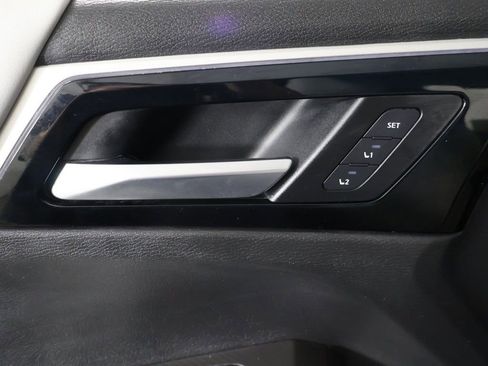 Used 2023 Mitsubishi Outlander SEL AWD/4WD image 43