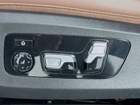 Used 2020 BMW X5 xDrive40i w/ Premium Package AWD/4WD image 14