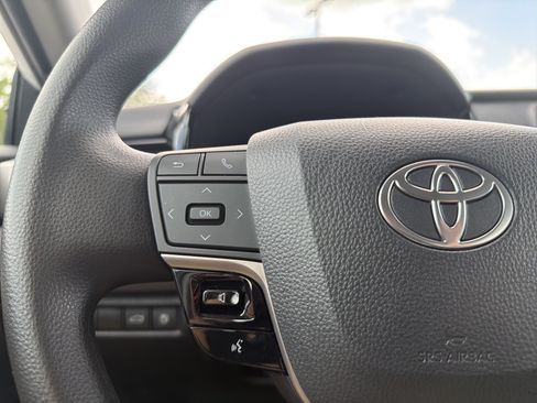 Certified 2025 Toyota Camry LE FWD image 9