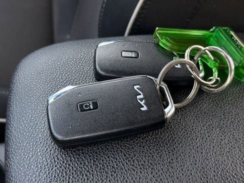 Used 2022 Kia Forte GT-Line image 36