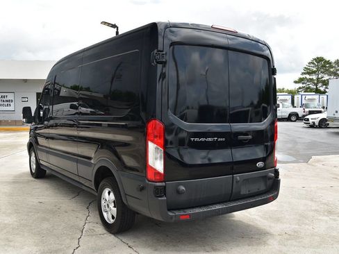 Used 2017 Ford Transit 250 148 Medium Roof RWD image 5