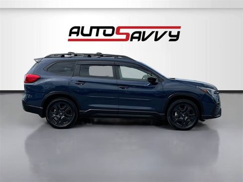 Used 2024 Subaru Ascent Onyx Edition Limited image 8